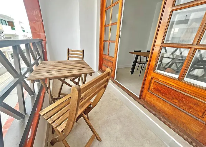 Casa Vista Surf - Beautiful W/ Terrace & Balcony Apartmán