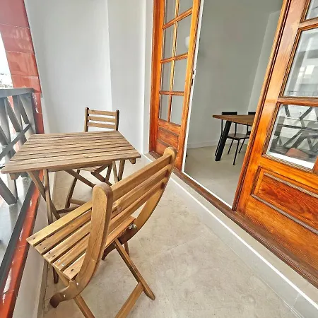 Casa Vista Surf - Beautiful W/ Terrace & Balcony דירה
