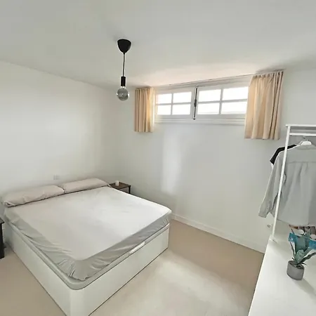 Casa Vista Surf - Beautiful W/ Terrace & Balcony Lejlighed *
